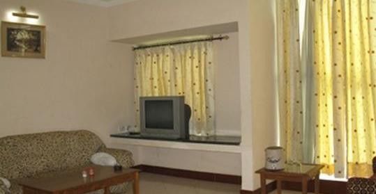 Hotel Amber Лакнау Екстериор снимка